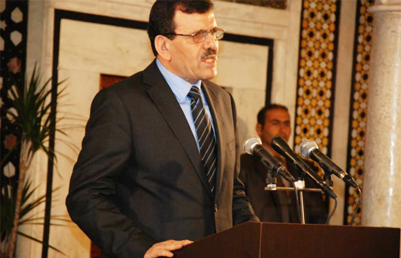 Ali Laârayedh suspend les nouvelles taxes et s'engage à démissionner cet après-midi (vidéo)