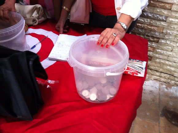 Un dinar pour soutenir Zied El Héni