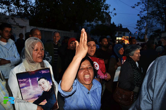 Les familles des martyrs et blessés de la révolution organisent une marche protestataire 