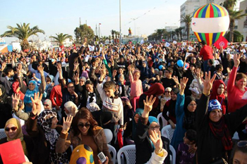 Rached Ghannouchi s'offre une opération de charme à Sousse (vidéo)
