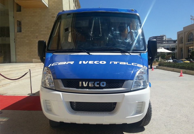 Tunisie - Italcar lance le nouveau minibus Icar 70C15 H fait sur chssis IVECO et destin  lexport (vido)