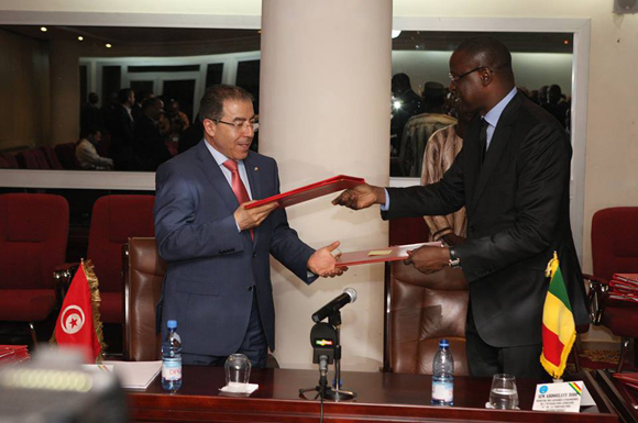 Signature de dix accords entre la Tunisie et le Mali