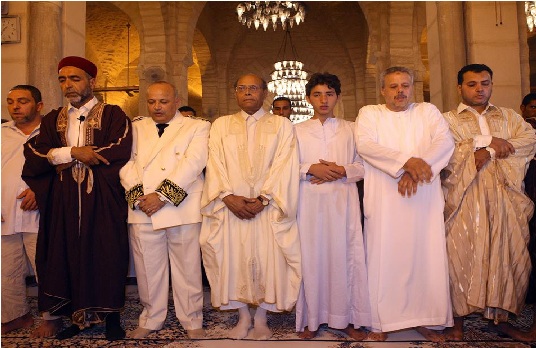 Marzouki accomplit la prière de l'Aïd à la Grande Mosquée de Sousse (Vidéo)