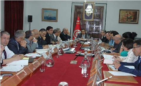Tunisie – Mehdi Jomâa préside la réunion de la Commission supérieure des grands projets
