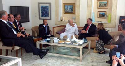 Béji Caïd Essebsi rencontre une délégation de la Commission des Affaires étrangères du Sénat américain