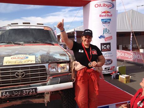 La Tunisienne Hend Chaouch remporte le trophe de la pilote fminine au Rallye OiLibya 2014 du Maroc