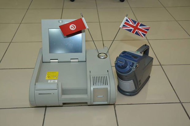 Le Royaume-Uni offre  la Tunisie des dtecteurs d'explosifs (audio)
