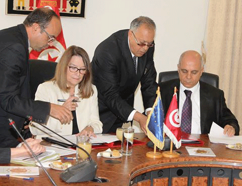 Signature dun mmorandum dentente entre lUE et la Tunisie