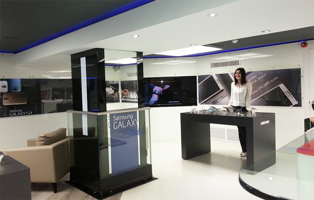 Tunisie - Ouverture du premier Samsung Galaxy Studio  Ooredoo Store de l'avenue Habib Bourguiba (vido)