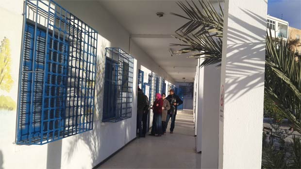 Tunisie - Faibles affluences  l'ouverture des bureaux de vote