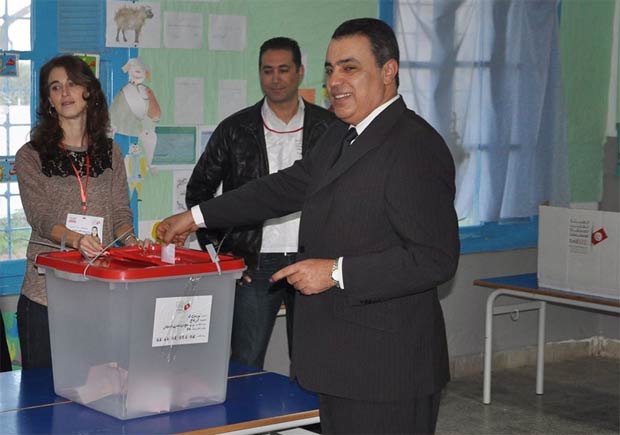 Tunisie - Mehdi Joma vote  Carthage (vido)