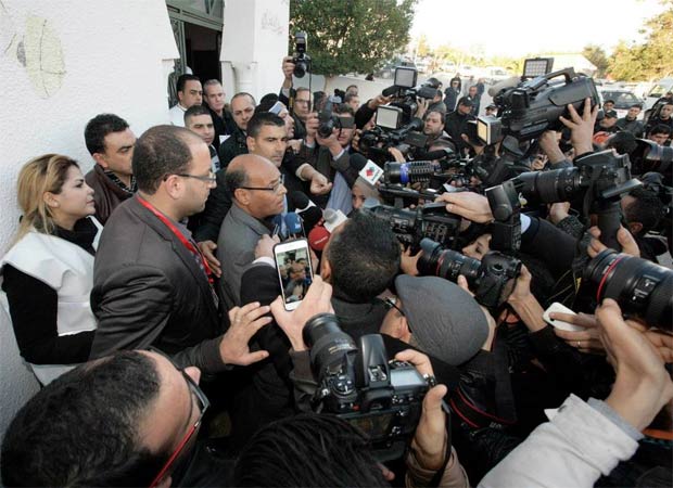Tunisie - Moncef Marzouki enfreint le silence lectoral (vido)
