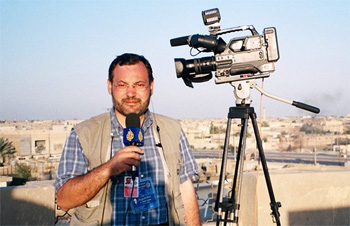 Ahmed Mansour, journaliste d'Al Jazeera, invente le putsch par les urnes !