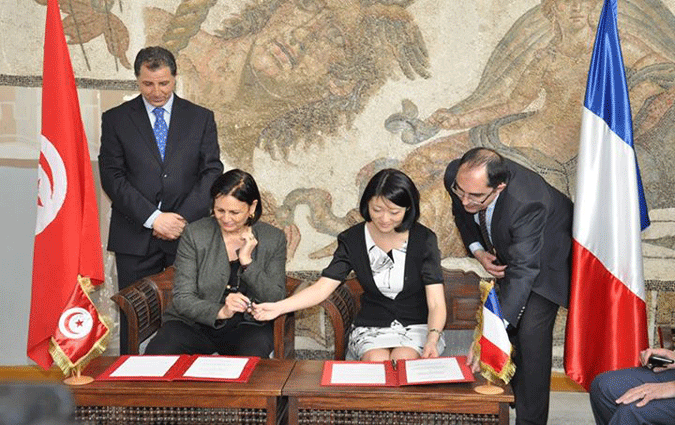 Signature d'une dclaration d'intention entre les ministres tunisien et franais de la Culture