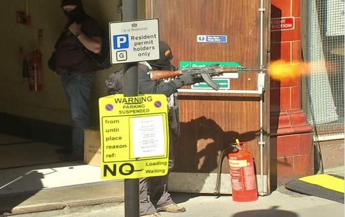 Simulation du style de l'attaque de Sousse dans les rues de Londres