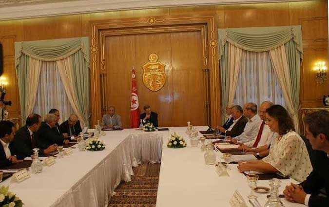 Habib Essid rencontre les chefs des partis au pouvoir
