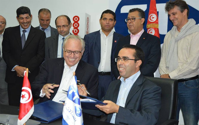 Signature d'un contrat de partage de rseau d'accs radiolectrique entre Tunisie Telecom et Ooredoo Tunisie
