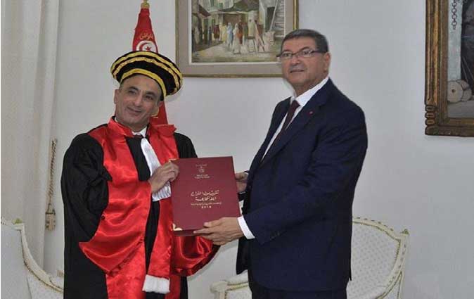 Le prsident du Tribunal administratif remet  Habib Essid un rapport sur les lections de 2014