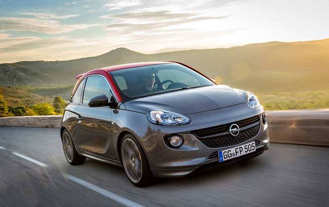 Best Cars 2016 : L'Opel Adam et l'clairage matriciel IntelliLux LED de la nouvelle Astra rcompenss