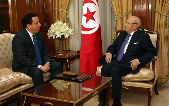 Bji Cad Essebsi reoit Khemaes Jhinaoui
