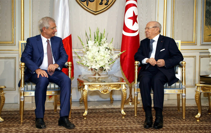 Bji Cad Essebsi reoit Claude Bartolone
