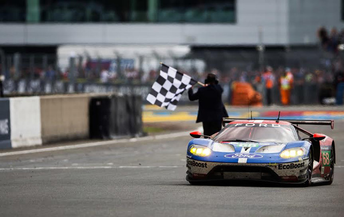 Ford remporte les 24 heures du Mans GT 2016
