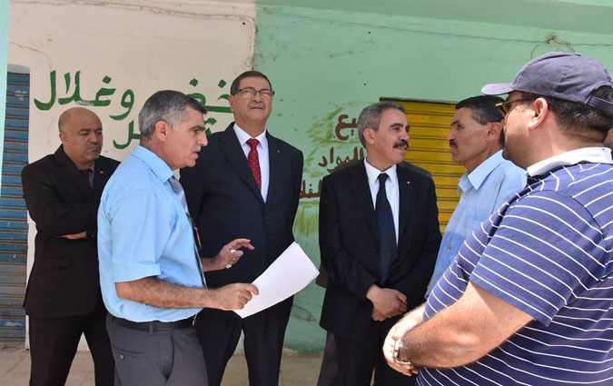 Habib Essid en visite au gouvernorat de Zaghouan