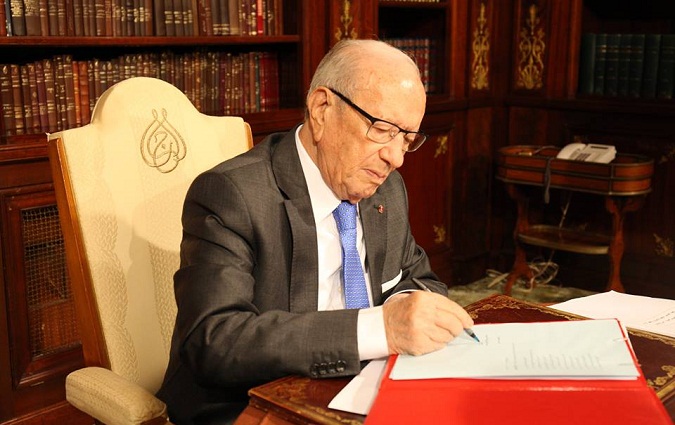 Bji Cad Essebsi gracie 1605 prisonniers  l'occasion de la fte de la Rpublique