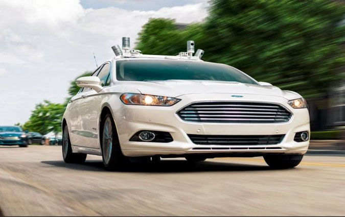 Ford met les bouches doubles pour livrer des voitures autonomes pour covoiturage en 2021