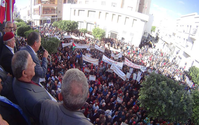 Sfax  Rassemblement de protestation de l'UGTT contre le report des augmentations salariales