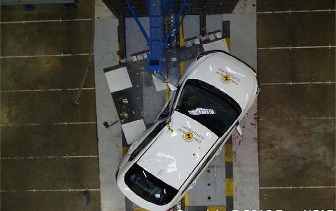 La Hyundai IONIQ dcroche 5 toiles aux crash-tests de l'Euro NCAP