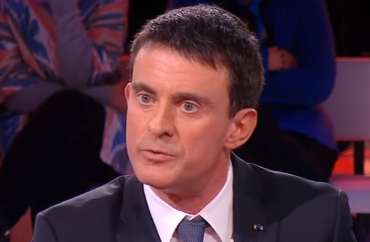Pour Manuel Valls, on impose le port du voile en Tunisie

