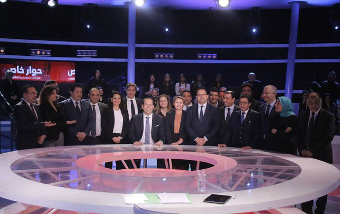 Youssef Chahed dans son exercice favori