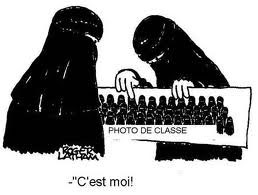Les universitaires tunisiens se donnent le mot face au niqab lors des examens 