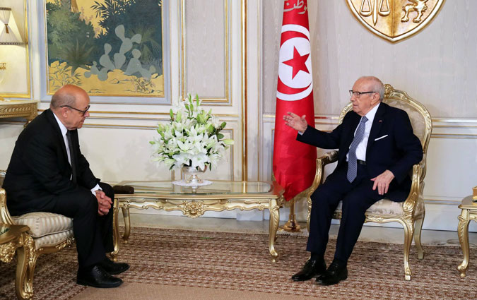 Jean-Yves Le Drian reu par Bji Cad Essebsi et Youssef Chahed