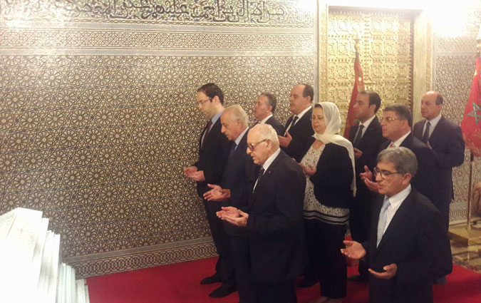Youssef Chahed en visite au mausole Mohammed V  