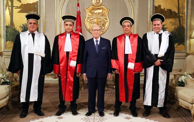 Bji Cad Essebsi prside la crmonie d'intronisation des nouveaux membres du CSM