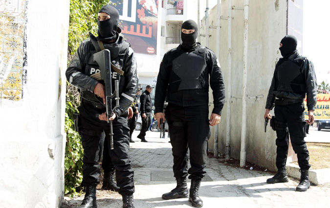 TF1 - Reportage au cur des forces spciales antiterroristes tunisiennes