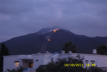 Incendie à la montagne de Boukornine