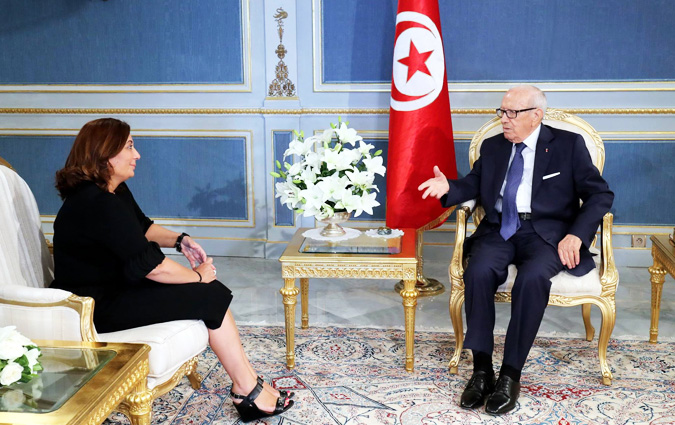 Bji Cad Essebsi reoit Wided Bouchamaoui  Carthage