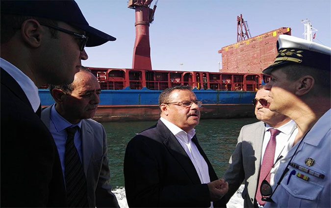 Samir Taeb visite la base navale nationale  Sfax