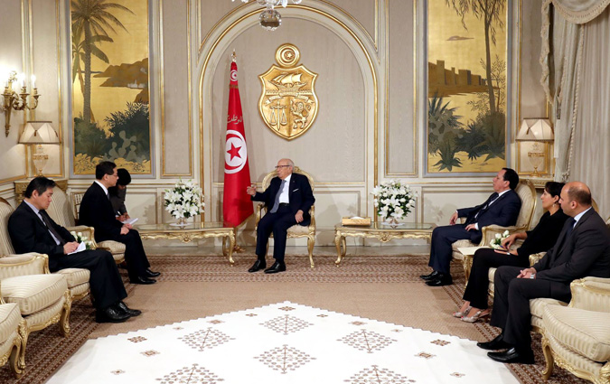 Bji Cad Essebsi reoit les lettres de crance de trois ambassadeurs