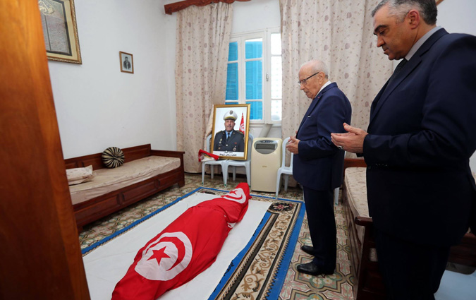 Bji Cad Essebsi se rend au domicile du commandant assassin Riadh Barrouta