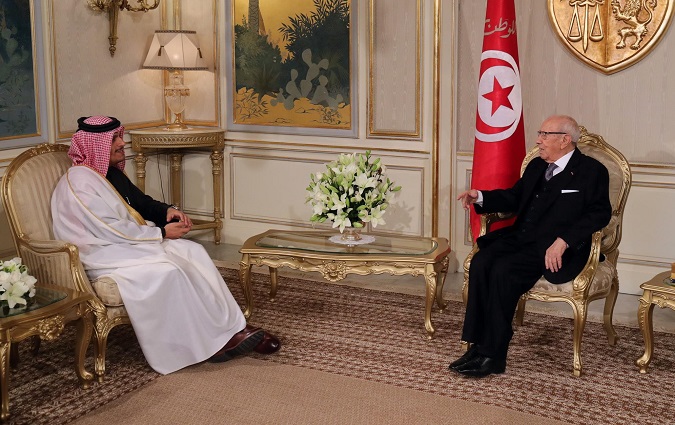 Bji Cad Essebsi reoit un message de l'mir du Qatar