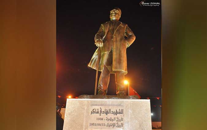 La statue de Hdi Chaker trne  Sfax