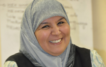 Tunisie - Mehrezia Laâbidi contre les niqab et les barbes !