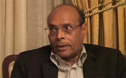 Moncef Marzouki présente ses vœux aux Tunisiens, sans conviction (vidéo)
