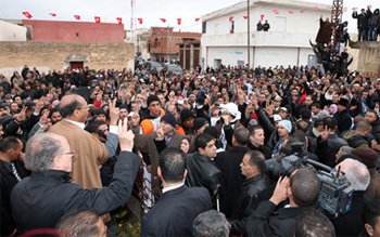 Tunisie - Marzouki « malmené », les 3 «présidents » hués à Kasserine
