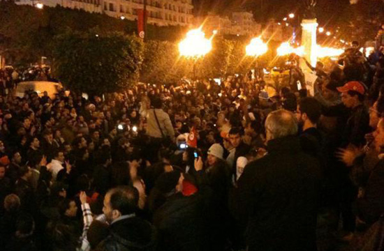 Tunis - La police empêche une manifestation contre la visite de l'émir du Qatar