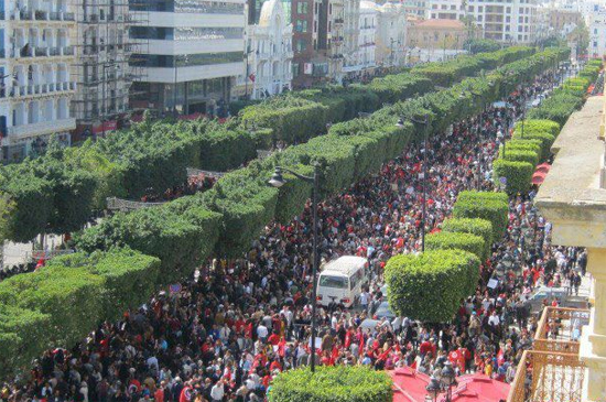 Tunisie - Manifs et contre-manifs sur la Chariâa: Qui est le peuple?
